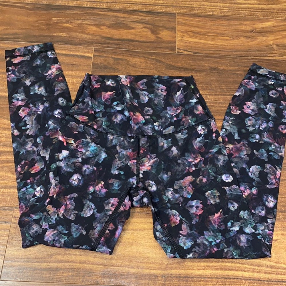 Lululemon leggings never worn no tags